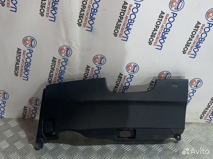 Накладка торпедо Toyota Camry