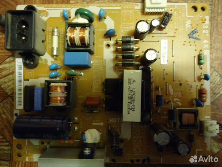 Ue 715g6079-cod-000-004k-philips-32pfl3178t