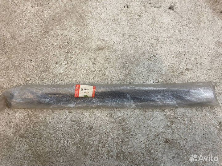 Уплотнитель стекла задней двери Land Rover Discove