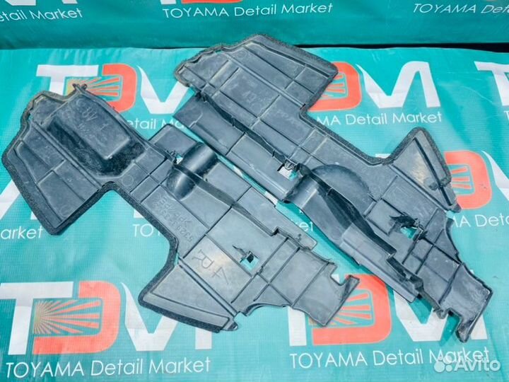 Дефлектор радиатора передний Toyota Avensis AZT250