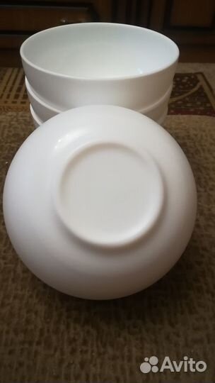 Салатник фарфоровый