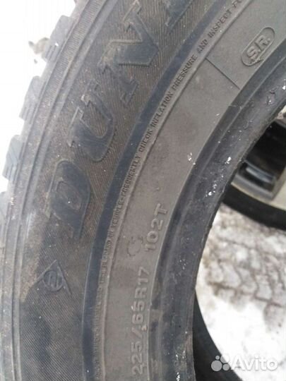 Dunlop SP Winter Ice 01 225/65 R17