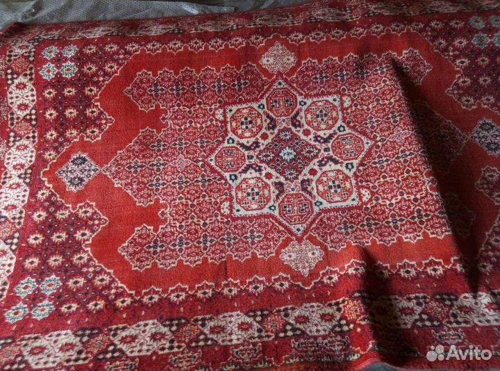 Ковер бу шерстяной