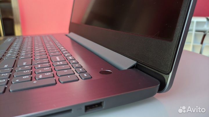 Lenovo IdeaPad 3, Ryzen 7 5700U, 20gb Ram, SSD 512