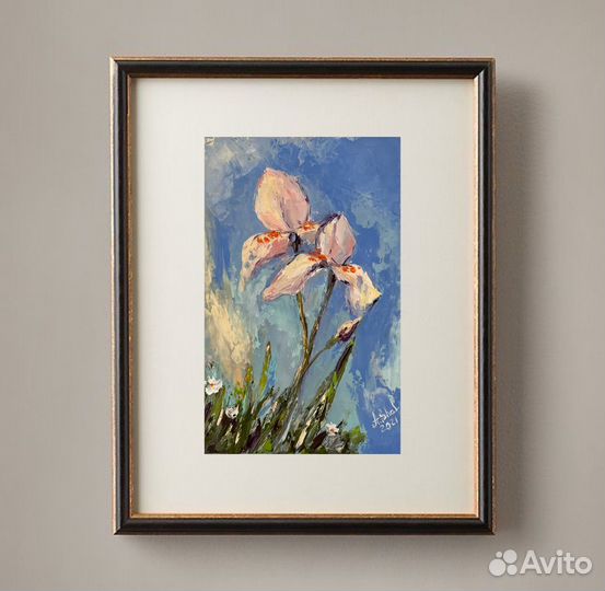Картина Персиковые ирисы 15х24см маслом на картоне