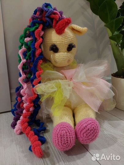 Вязаная игрушка единорог ручная работа