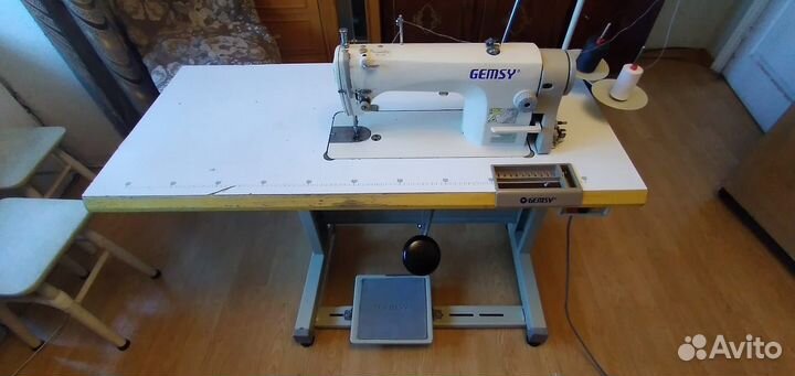 Швейная машинка