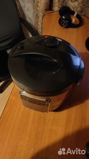 Мультиварка новая