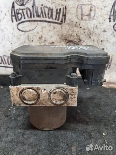 Блок abs Hyundai Solaris седан G4FC 2012