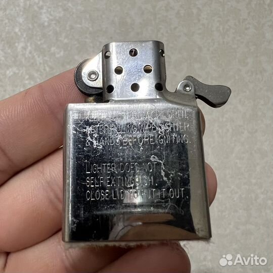 Зажигалка бензиновая Zippo
