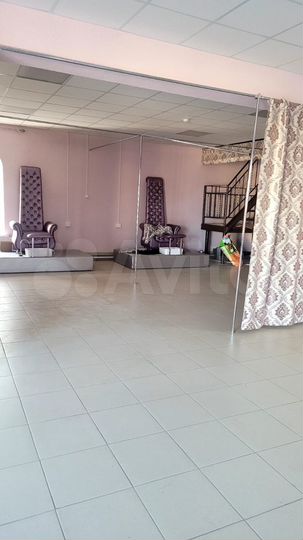 Свободного назначения, 250 м²