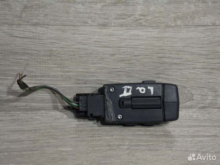 Джойстик управления магнитолой Renault Clio 2