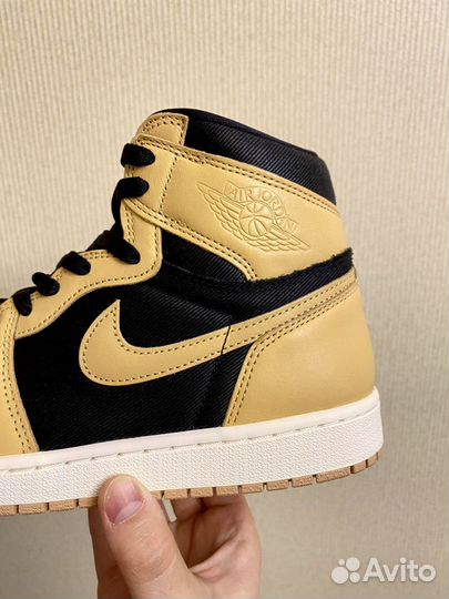 Кроссовки Jordan 1 Retro High OG Heirloom