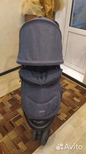 Прогулочная коляска