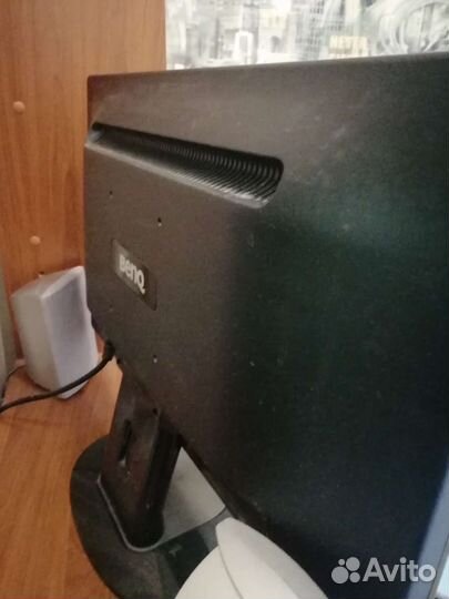 Монитор Benq G2220HD