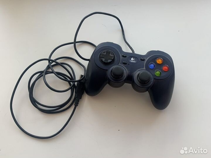 Геймпад Logitech f310