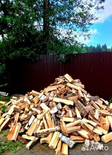 Дрова сухие навалом