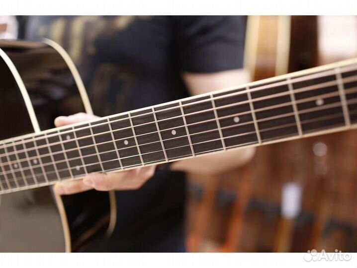 Martinez FAW - 702 / B акустическая гитара, чёрная