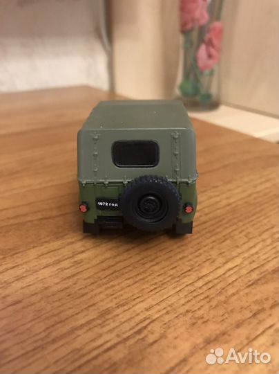 Модель автомобиля УАЗ -469Б