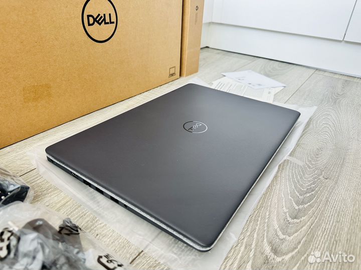 Новый ноутбук Dell Core i3 Intel XE 512Gb 8Gb