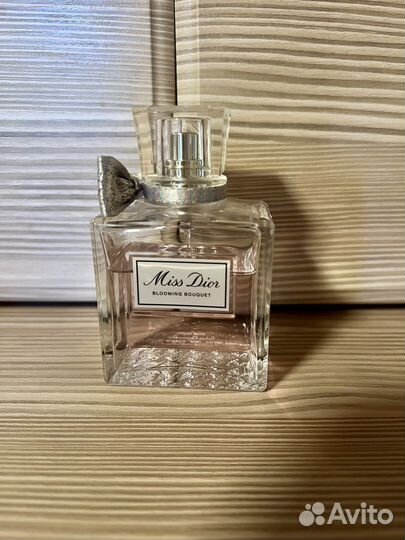 Туалетная вода Miss Dior Blooming Bouquet