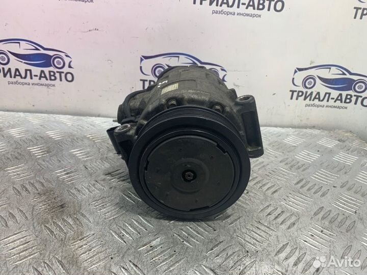 Компрессор кондиционера Volkswagen Touareg 1