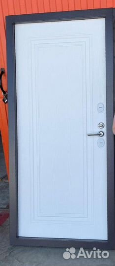 Дверь входная с терморазрывом в частный дом