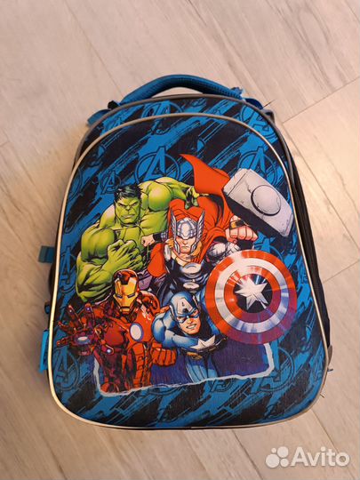 Продам школьный рюкзак