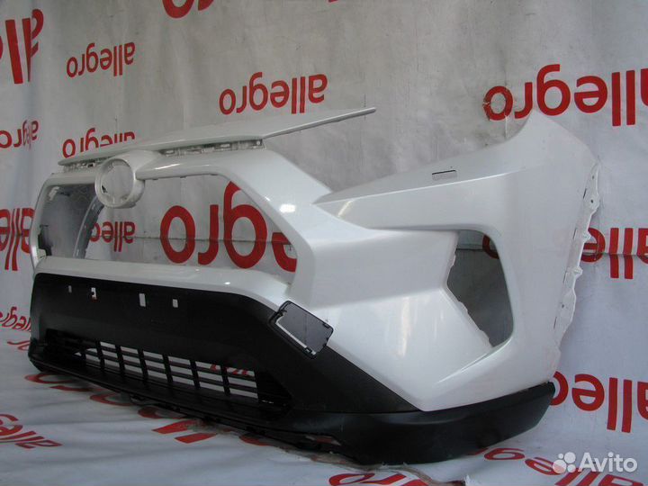 Toyota Rav 4 бампер передний 2018+