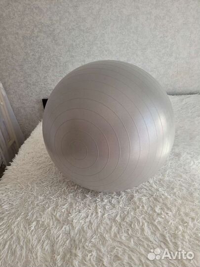 Мяч фитбол