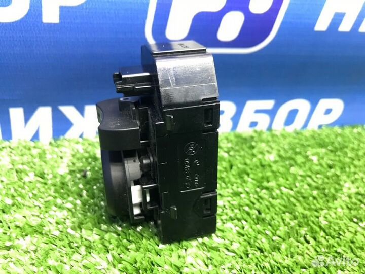 Переключатель регулировки зеркал Hyundai Solaris 2