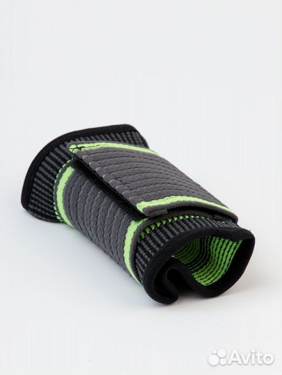 Фиксатор на запястье