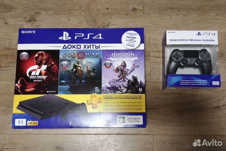 Sony PlayStation 4 Slim 1TB CUH-2208B+DualShock 4