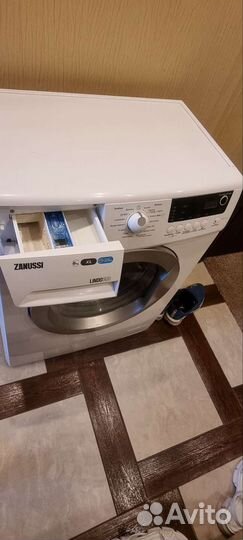 Стиральная машина zanussi