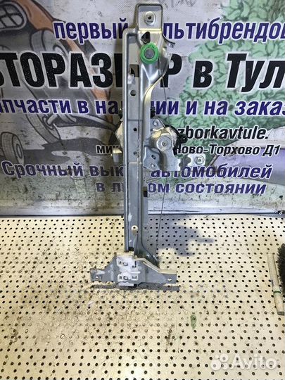 Стеклоподъемник задний левый Peugeot 3008 1.6 turb