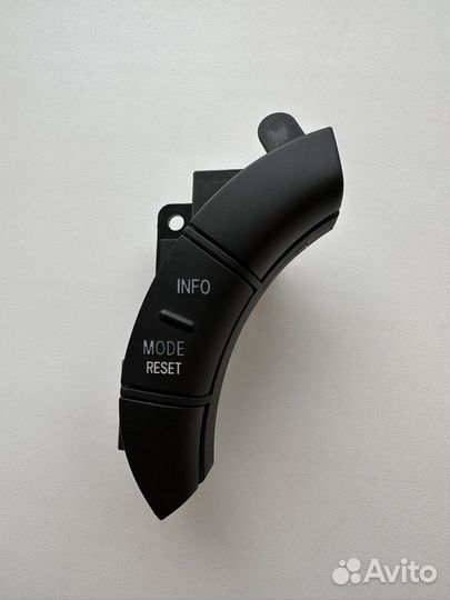 Кнопки руля Toyota Camry XV30