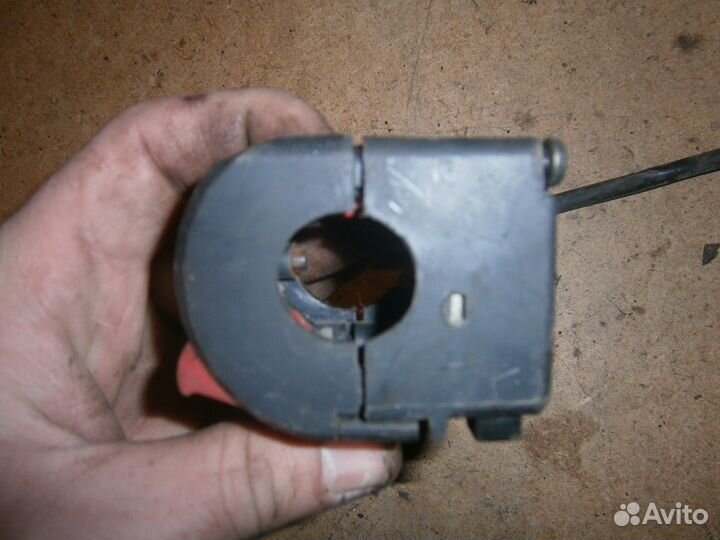 Ducati M696 Monster правый пульт