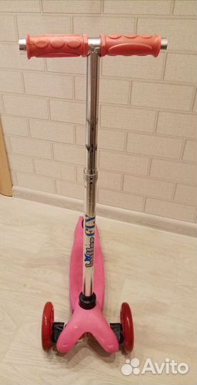 Самокат детский трехколесный