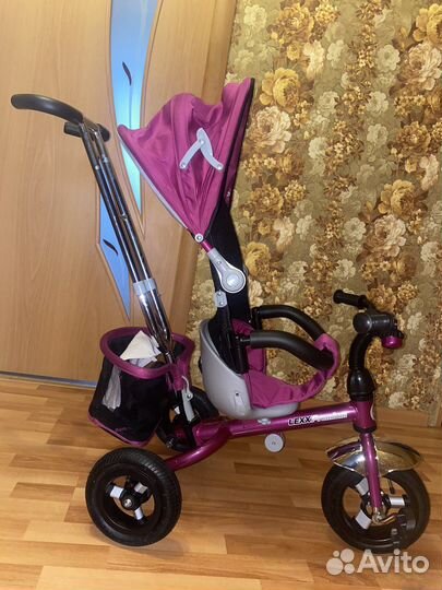 Детский велосипед с родительской ручкой