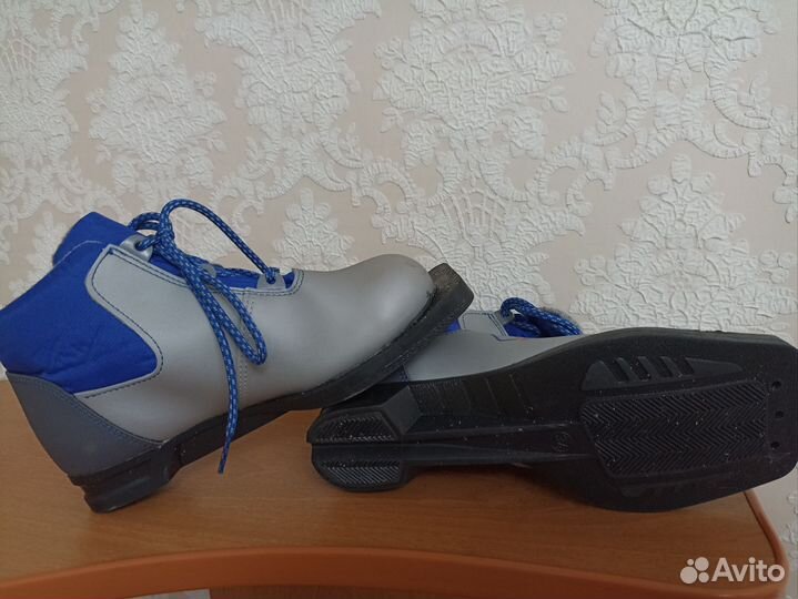 Лыжные ботинки 34 размер