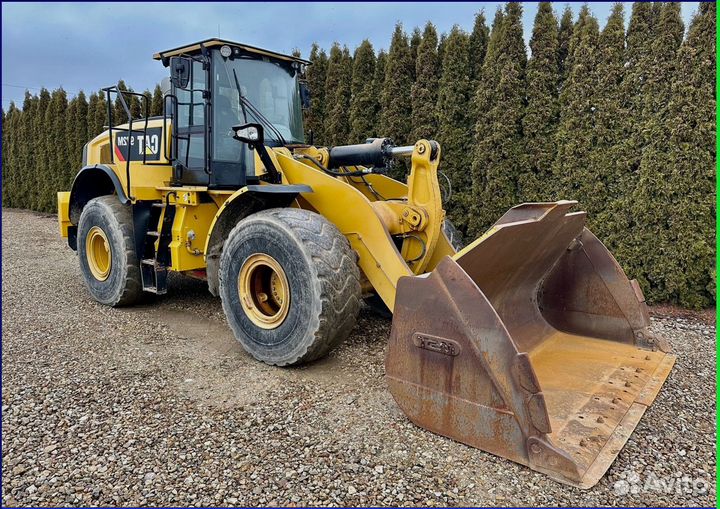 Левое стекло на Caterpillar 950 962 963 966 972