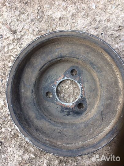 Шкив насоса гура Bmw E34