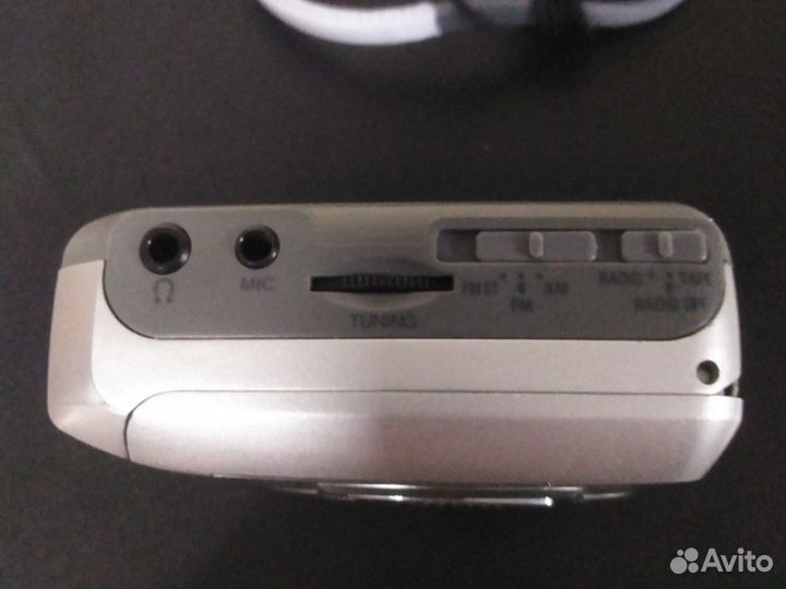 Кассетный плеер с записью Aiwa js189