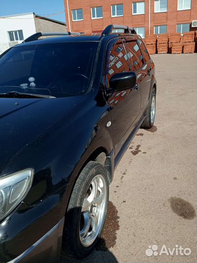 Mitsubishi Outlander 2.4 AT, 2004, 193 000 км