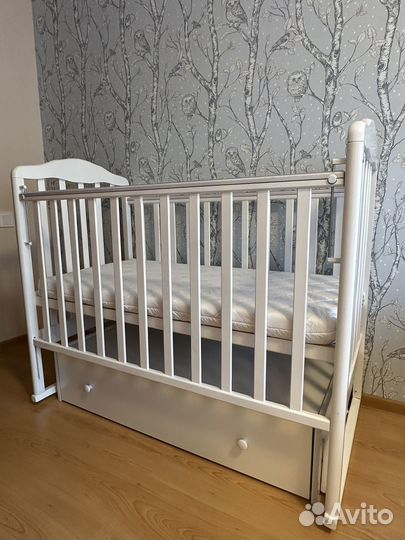 Кроватка детская