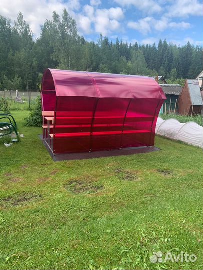 Беседка для дачи из поликарбоната