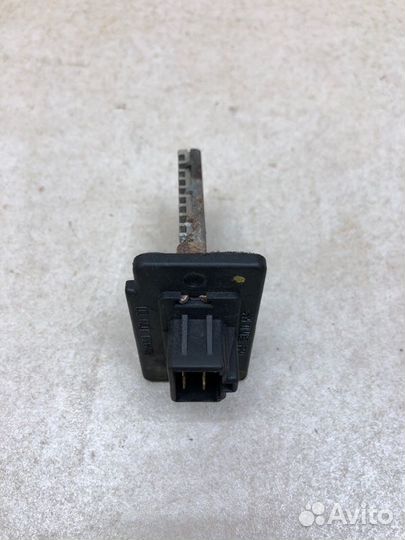 Резистор печки Kia Rio 1 1 универсал A5D бензин