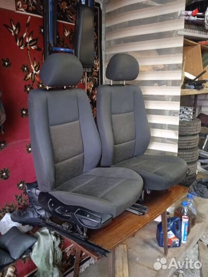 Передние сиденья от bmw