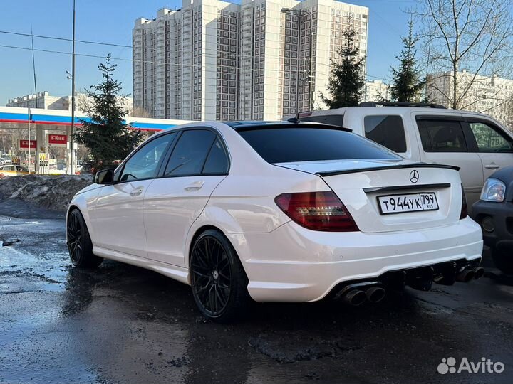 Задняя губа mercedes w204