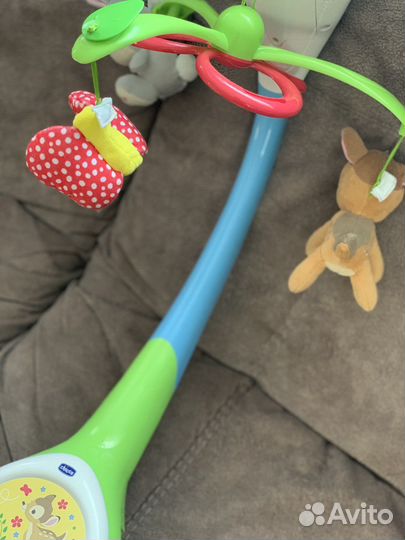 Мобиль на кроватку chicco